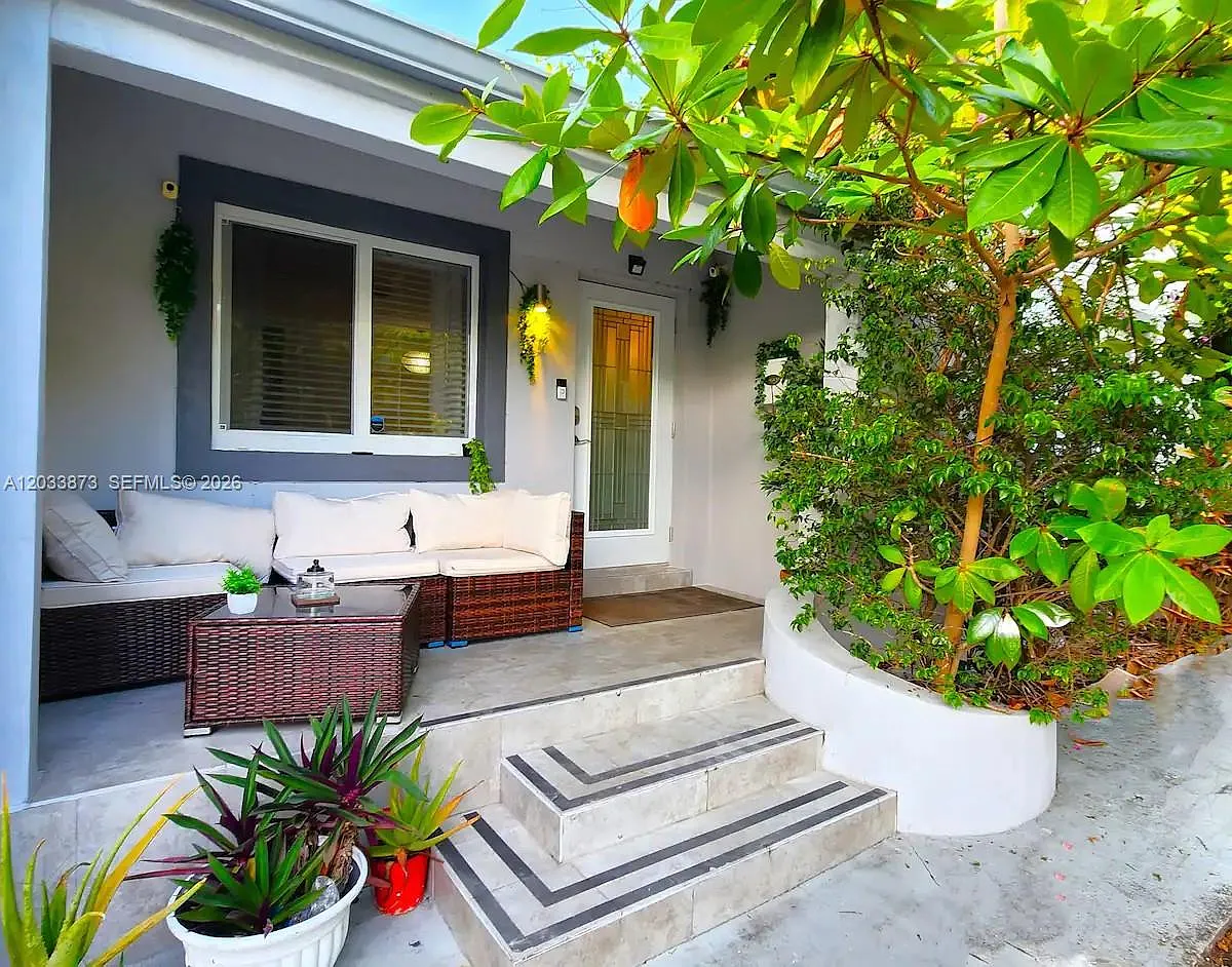 Shadowlawn Extension Sub — Photo 2