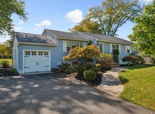 320 Garretson Rd, Bridgewater Twp., NJ 08807