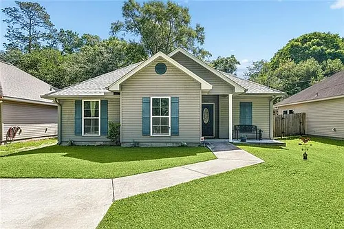4145 Saint Peter St Photo 1