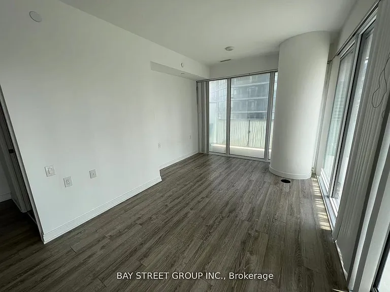 42 Charles St E #1704 — Photo 4