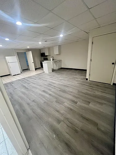 915 Main St #305 Photo 1
