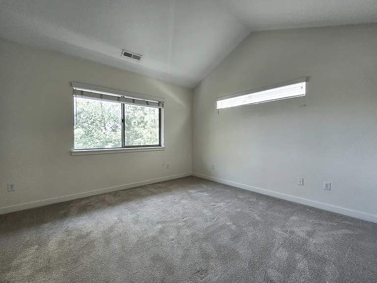 12838 NW Clement Ln — Photo 19