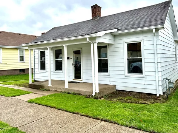 912 3rd St, Brilliant, OH 43913