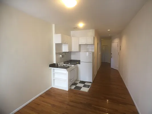 Rented by Sheila M Apfel, LREB | media 17