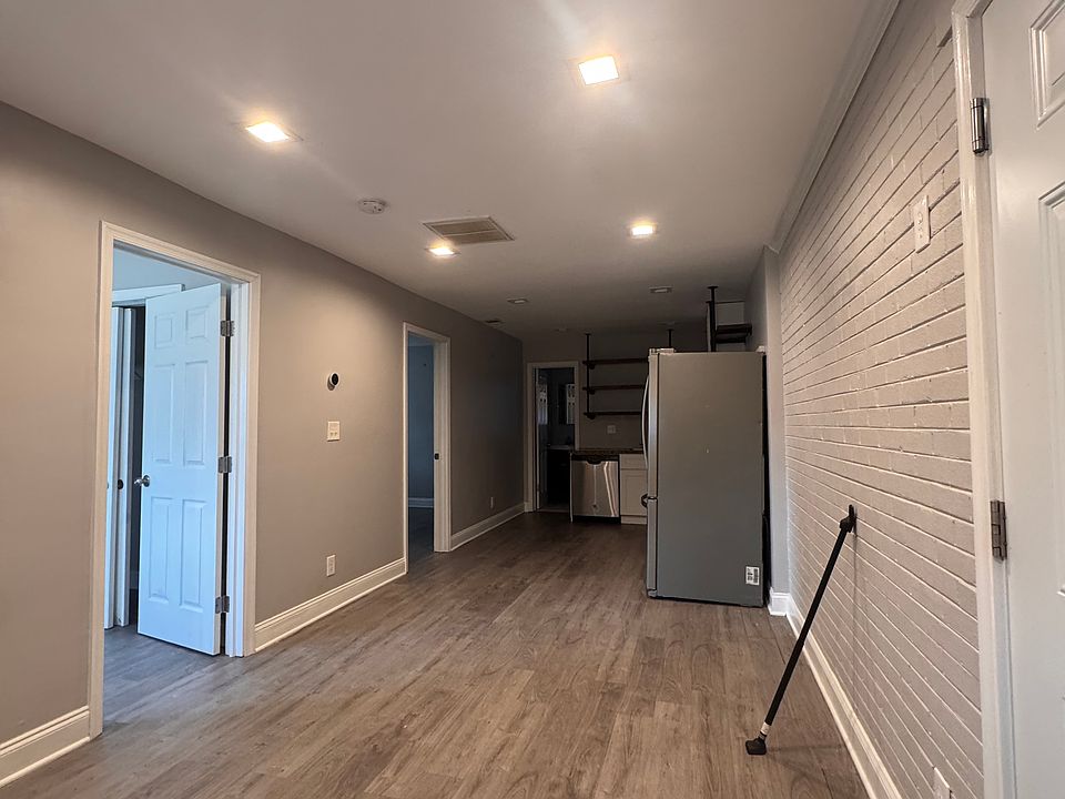 1st image of 6901 Westchester Dr #2