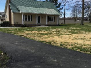 595 White Rd, Portland, TN 37148