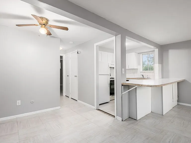 2888 Cleveland Ave — Photo 6