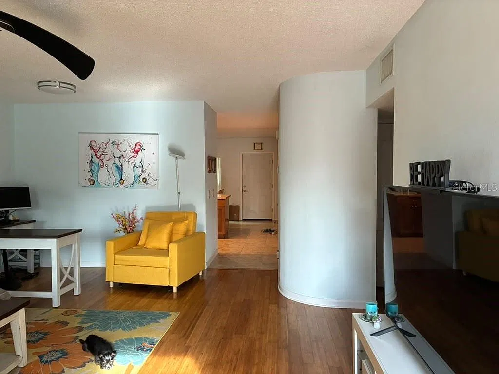 2 bed, 2.0 bath, 1210 sqft, $1,850 — Photo 4