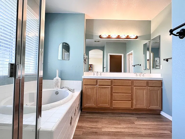 4343 Club Vista Dr — Photo 20