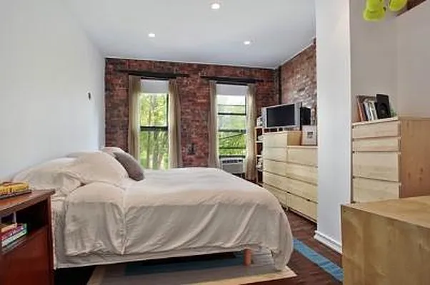 Sold by Corcoran | media 23