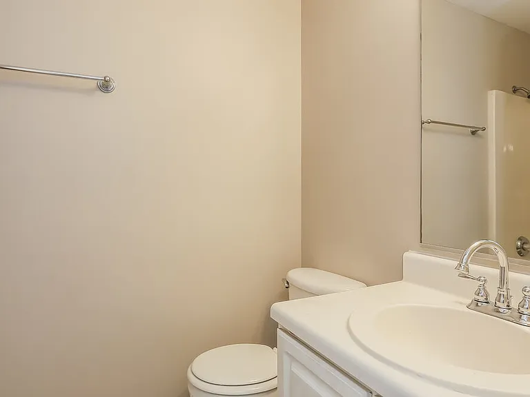 5980 Tate Dr — Photo 15