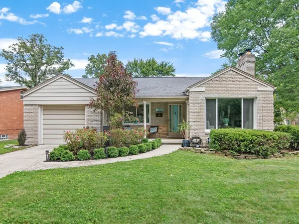 21263 Manchester Blvd, Harper Woods, MI 48225