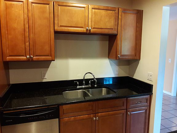 3rd image of 720 Shady Nook Dr