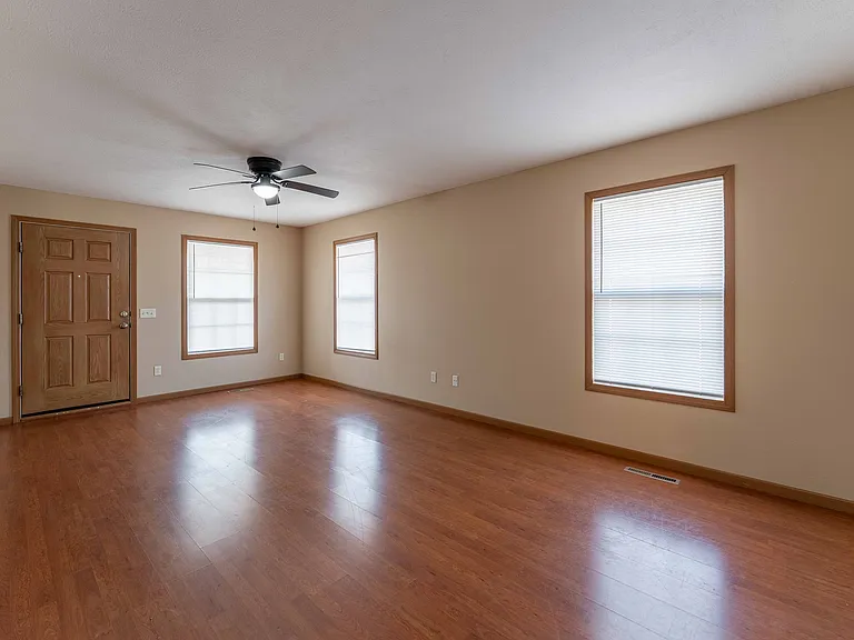 Oakwood Heights Townhomes — Photo 92