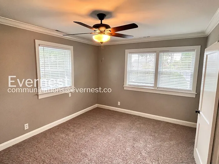 109 Mayfair Rd — Photo 13