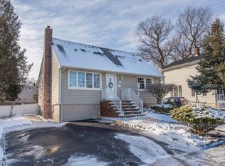 114 Laurel Ave, Pompton Lakes, NJ 07442