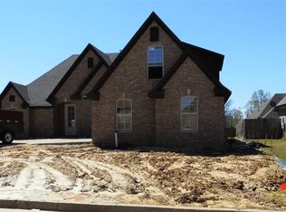 45 Fair View Ln, Oakland, TN 38060