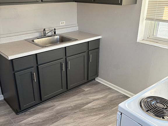 5th image of 541 N Taft Ave APT 1