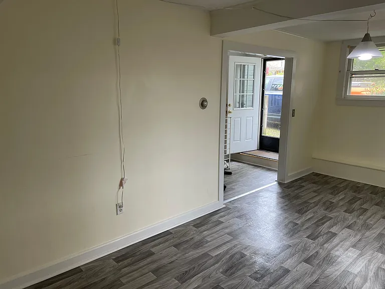 46 Barton St #1 — Photo 2