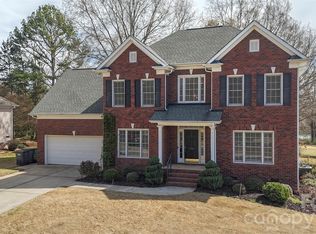 535 Cuxhaven Ct, Fort Mill, SC 29715