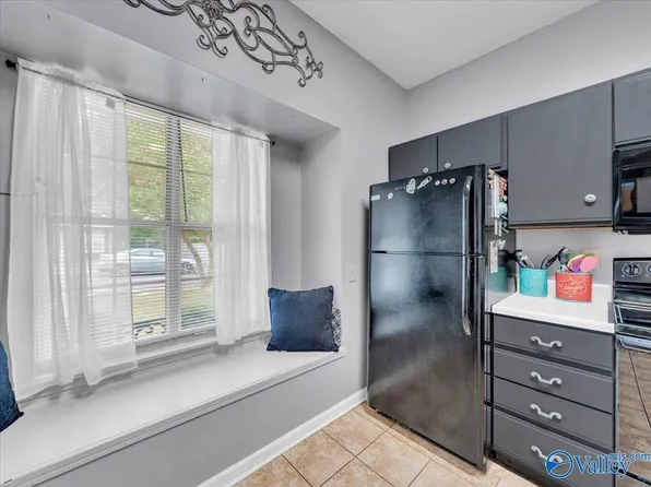 110 Bentworth Ln, Madison, AL 35758