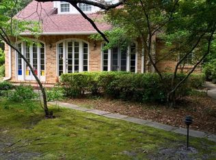 2517 Oleander Dr, Wilmington, NC 28403