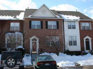 13211 Ashnut Ln, Herndon, VA 20171