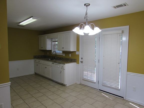 4th image of 4576 Country Glen Cir
