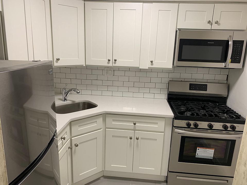 1st image of 17-19 Fillmore Pl #10