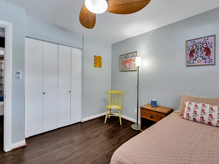 4620 Larkin St — Photo 13