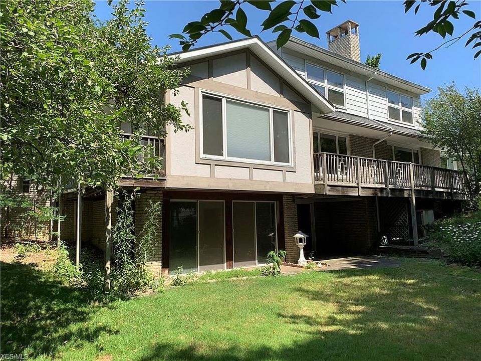 2nd image of 5841 Brookside Dr