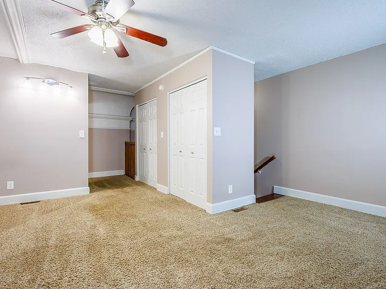 2120 Deer Park Blvd — Photo 10