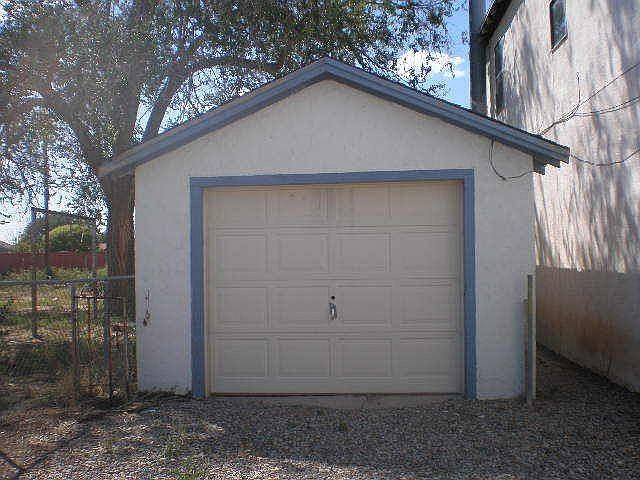 garage
