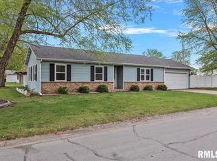 5201 Cantrell Ct, Springfield, IL 62703