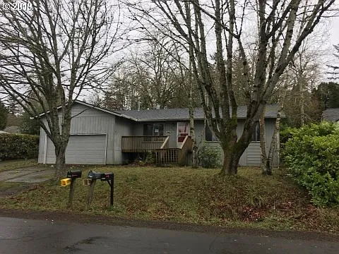8930 SW 69th Ave photo 1
