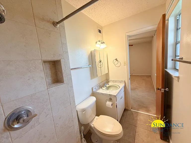 11 Oak Ln — Photo 15