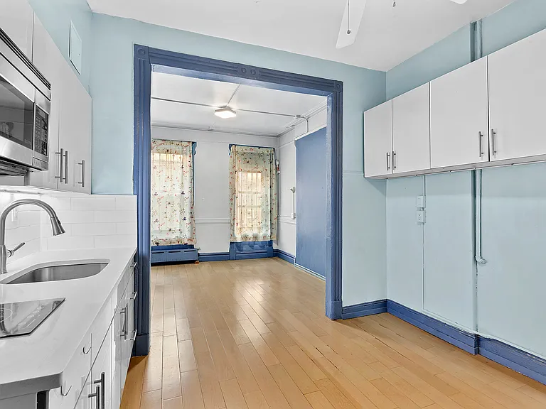 105 Thompson St #14 — Photo 2