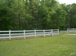 950 Woodhaven Rd, Lyles, TN 37098