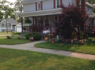 210 Grove St NW, Sparta, MI