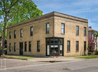 880 Hamlet St #C, Columbus, OH 43201