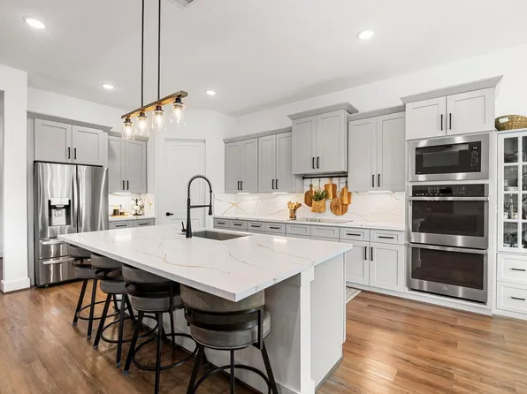 12018 Brightwood Dr, Montgomery, TX 77356