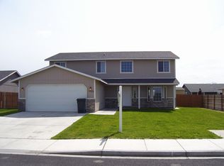 1035 Capstone Ave, Othello, WA 99344