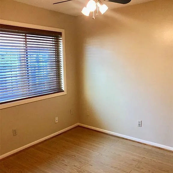 1814 Brushy Creek Dr — Photo 17