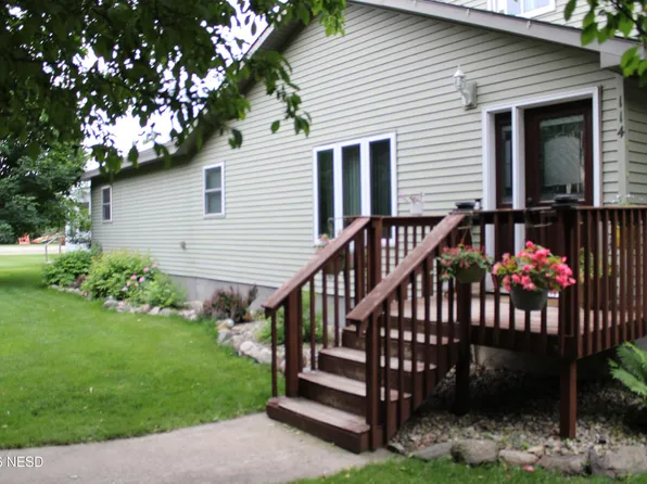 114 S Commercial St, Clark, SD 57225