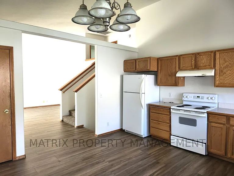 2671 W Apperson Dr — Photo 2