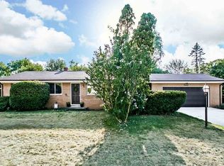 19371 Staffordshire Dr, South Bend, IN