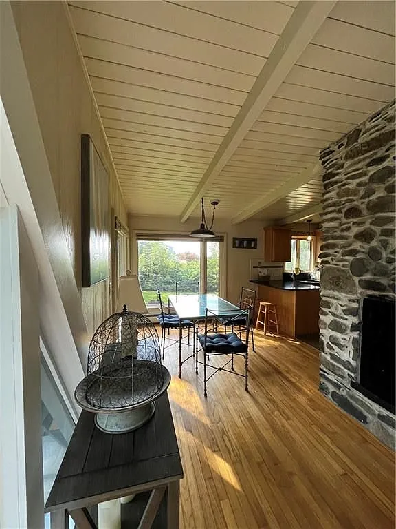 2 bed, 2.0 bath, 1120 sqft, $2,850 — Photo 4