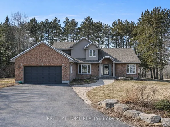 114 David Kennedy Dr, Ottawa, ON K0A 1T0