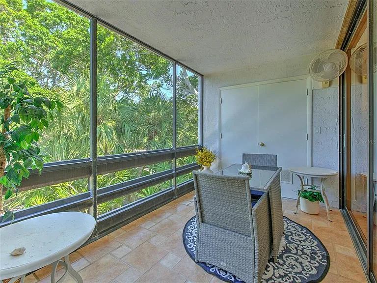 720 Bayport Way #720 — Photo 38