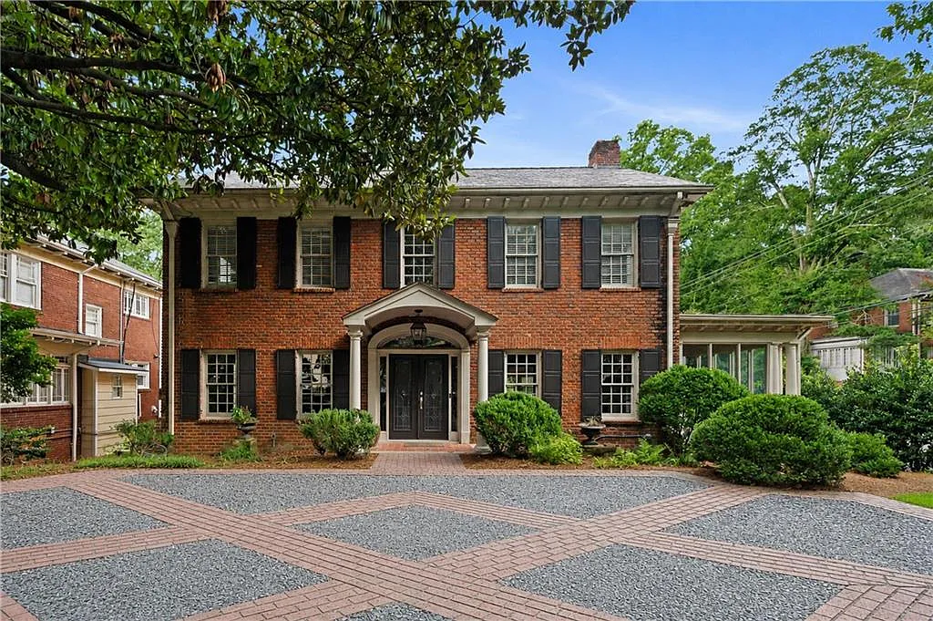 5 bed, 3.5 bath, 3258 sqft, $7,500 — Photo 1